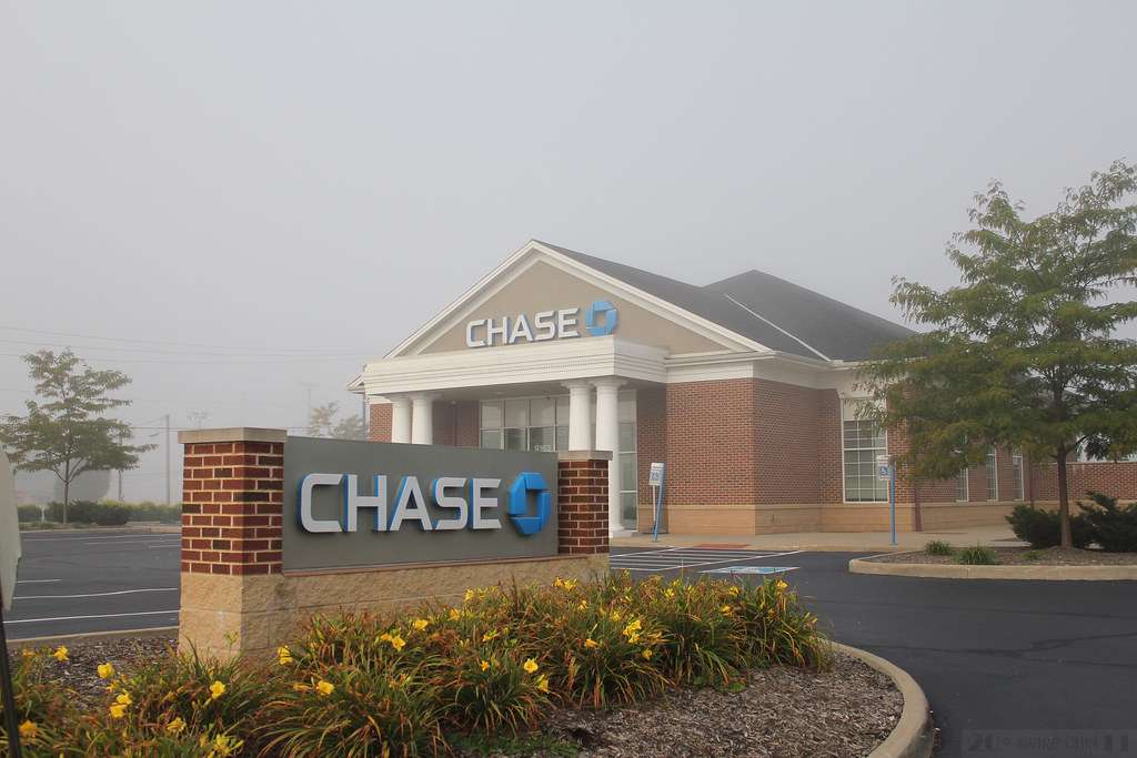 chase bank store front